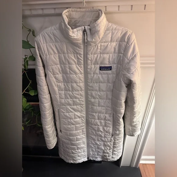 Patagonia Women's Nano Puff® Parka - Picture 2 of 5
